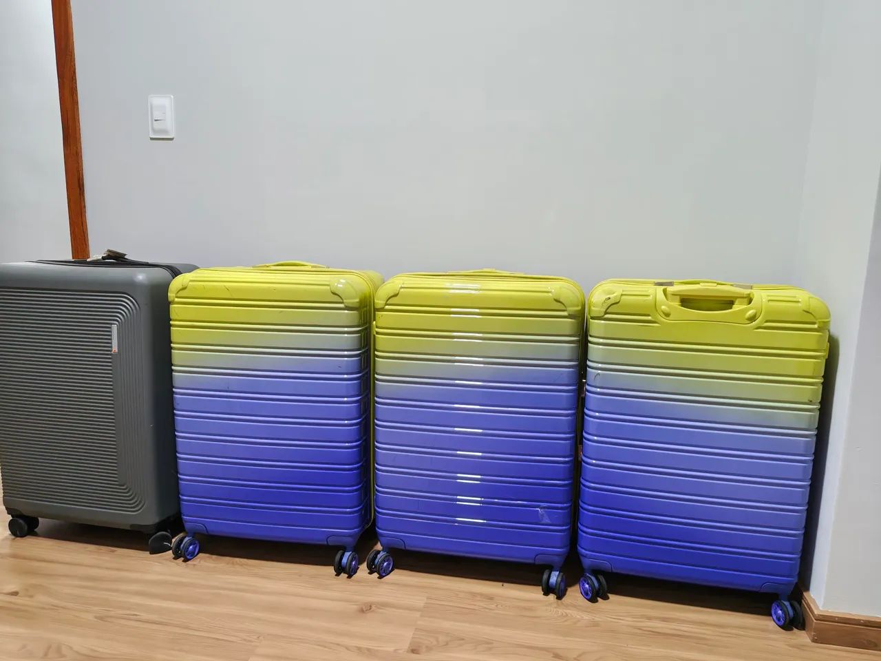 Mala de viagem 23Kg importada grande 