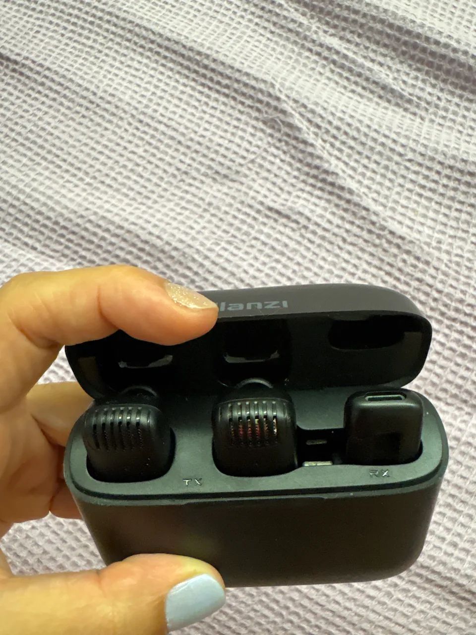 Microfone de Lapela ULANZI J12 Usado - Foto 4