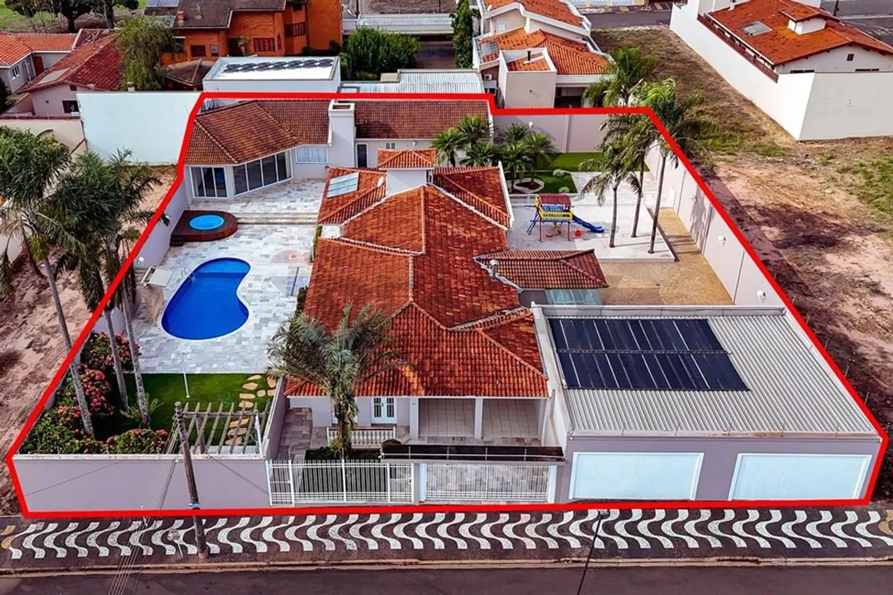Casa à venda no Jardim Universitário com 4 quartos