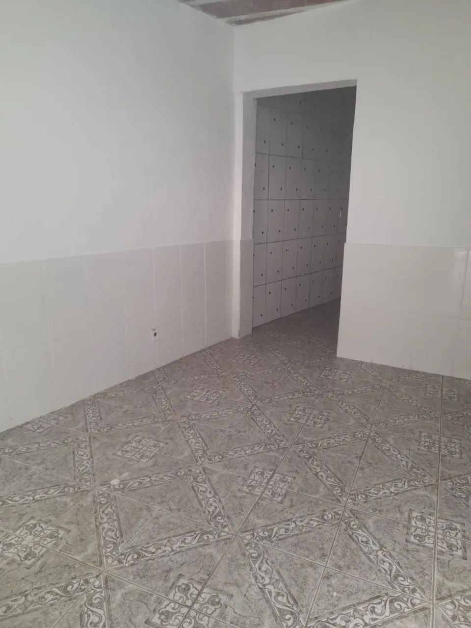 Aluga- se casa !