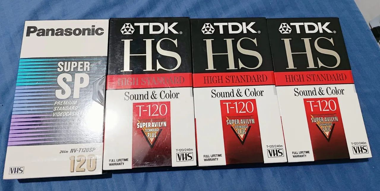 Lote 4 Fitas VHS Virgens Lacradas Importadas - 3 TDK HS + 1
