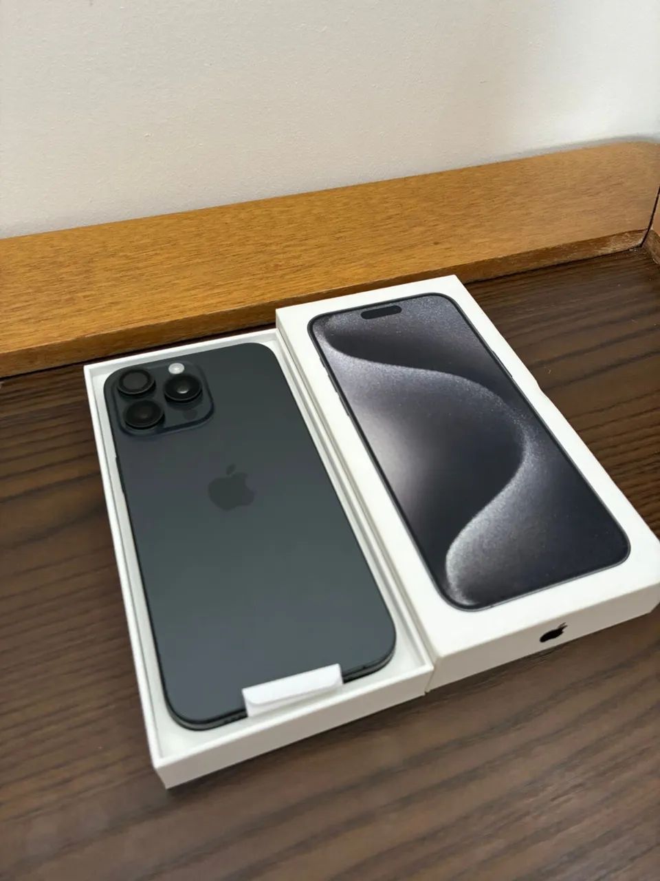 iPhone 15 Pro Max estado de novo - Foto 5