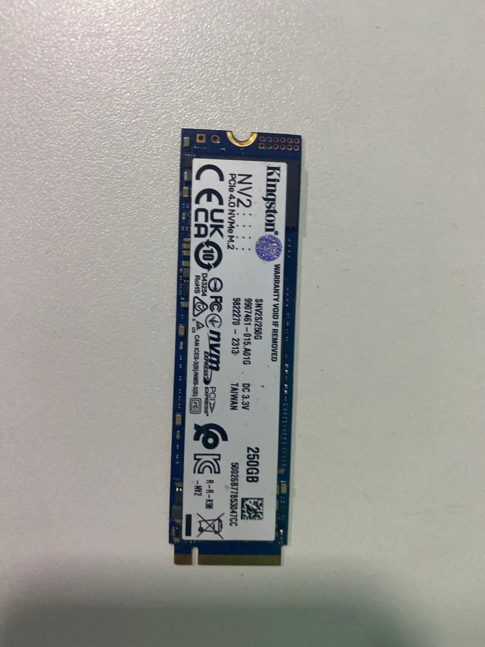 Vendo nvme 250 Gb de memória