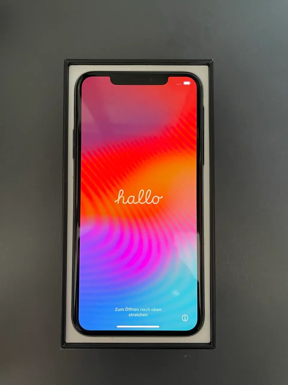 iPhone 11 Pro Max Midnight Green - 64gb  - Foto 2