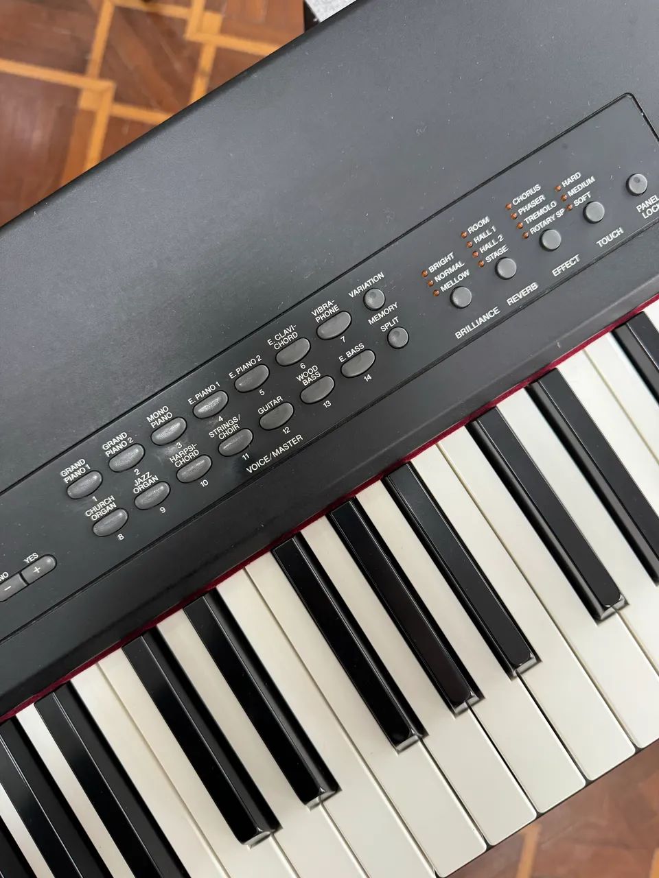 Stage Piano Yamaha CP33 - Instrumentos musicais - Jardim das