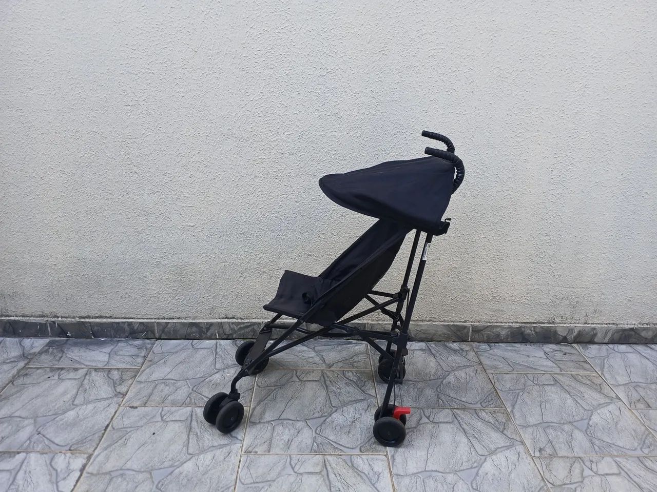 Carinho de passeio usando bom ,sem idade definida  - Foto 2