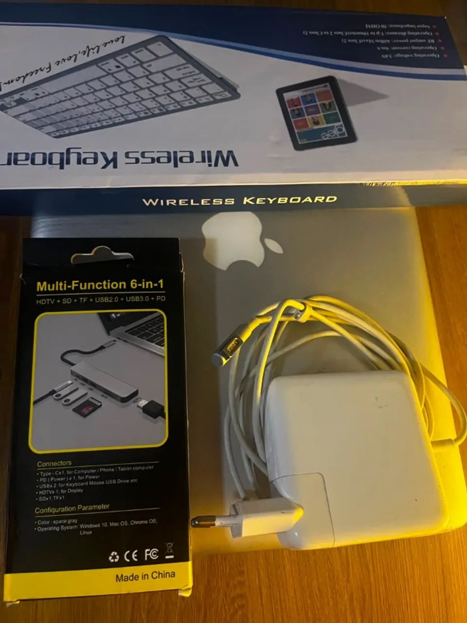 Macbook pro 2010 + Teclado bluetooth + Hub 6 em 1 - Foto 2