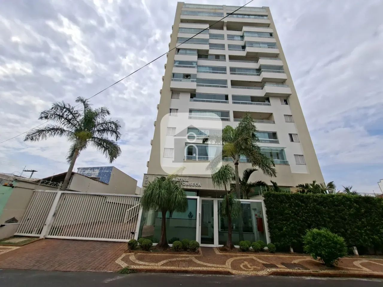 Apartamento para venda no bairro Martins.