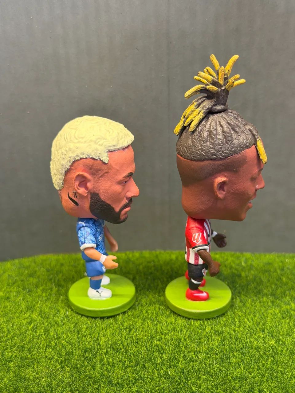 Mini Craques Neymar e Niko Willians (Repintura) - Foto 3