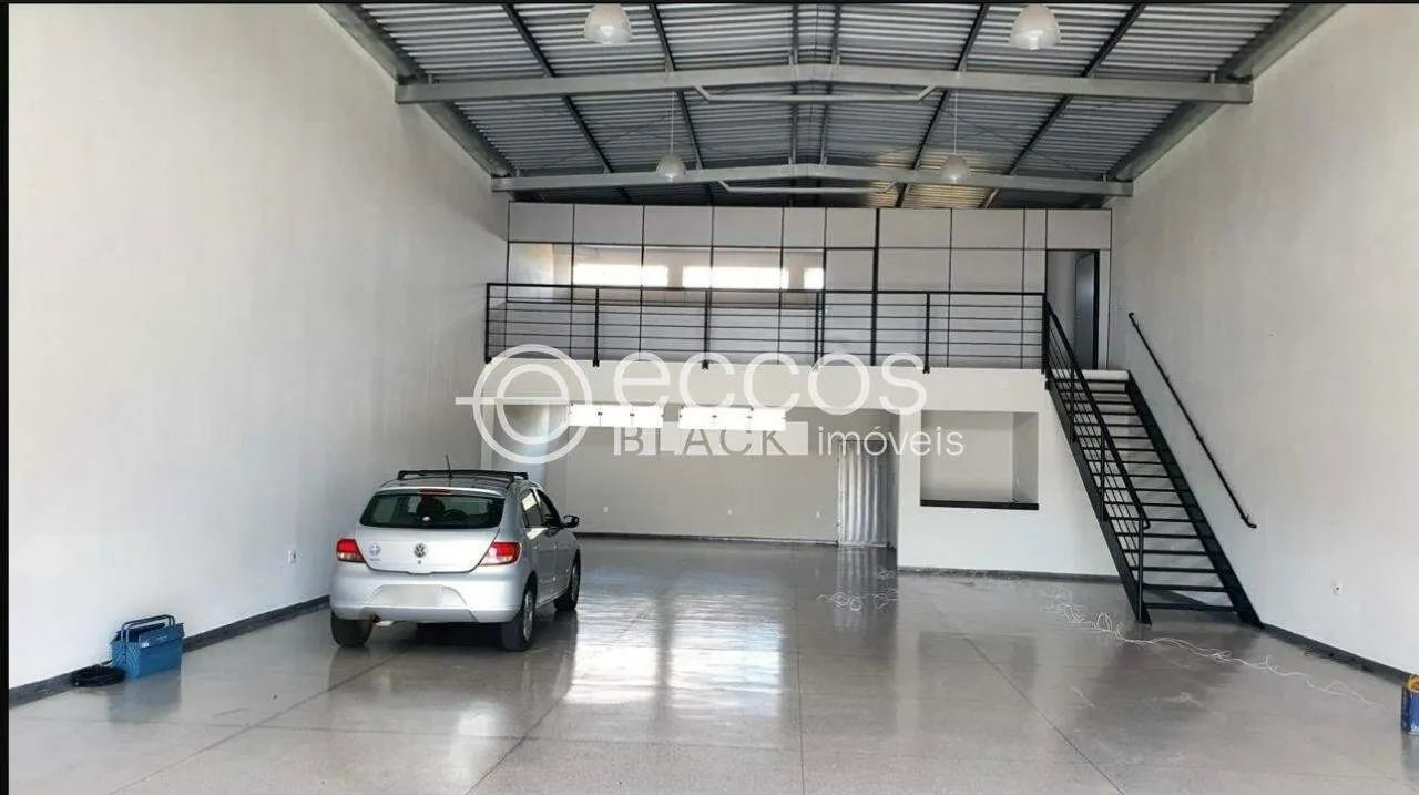 Galpão à venda, Parque das Laranjeiras - UBERABA/MG