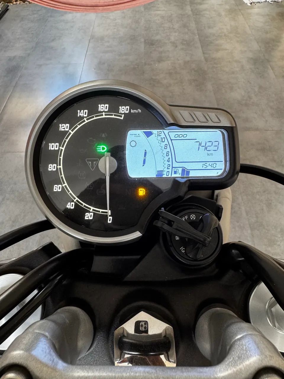 Scrambler 400x  - Foto 4