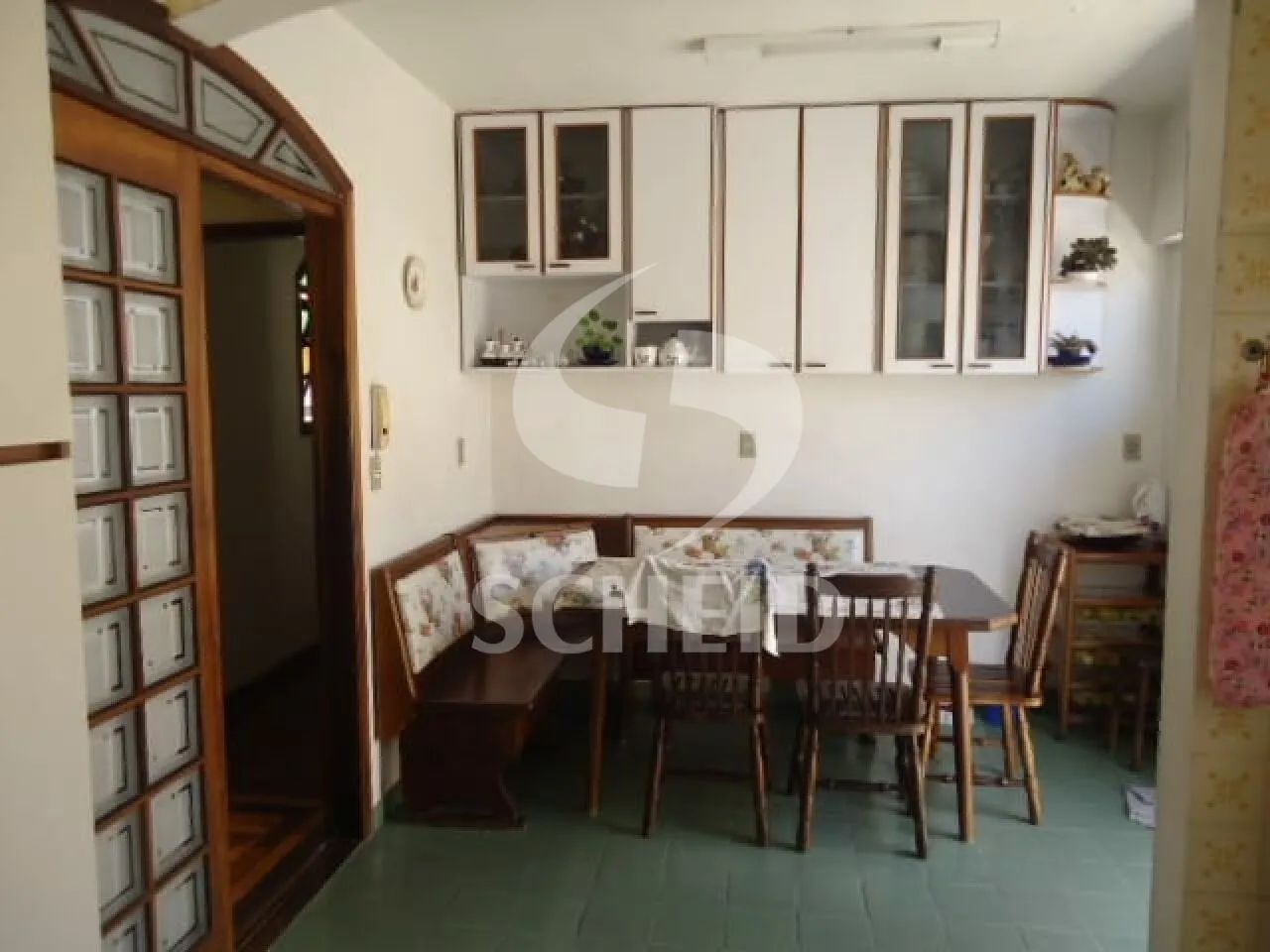CASA TÉRREA COM 4 DORMS, SENDO 1 SUÍTE, SALA 3 AMBIENTES, 3 VAGAS!