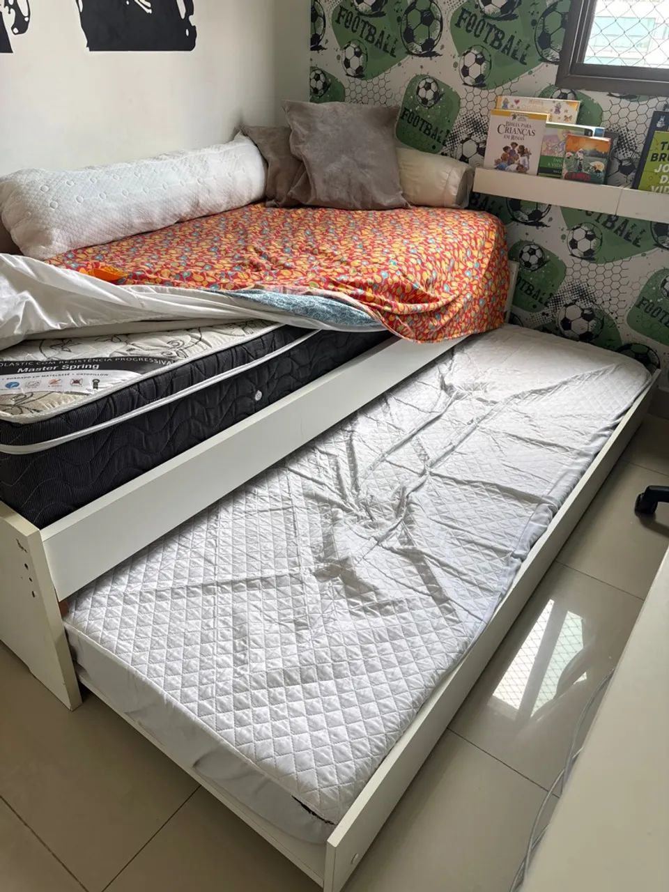 Cama com bicama + os colchões 1,98x1,80 - Foto 3
