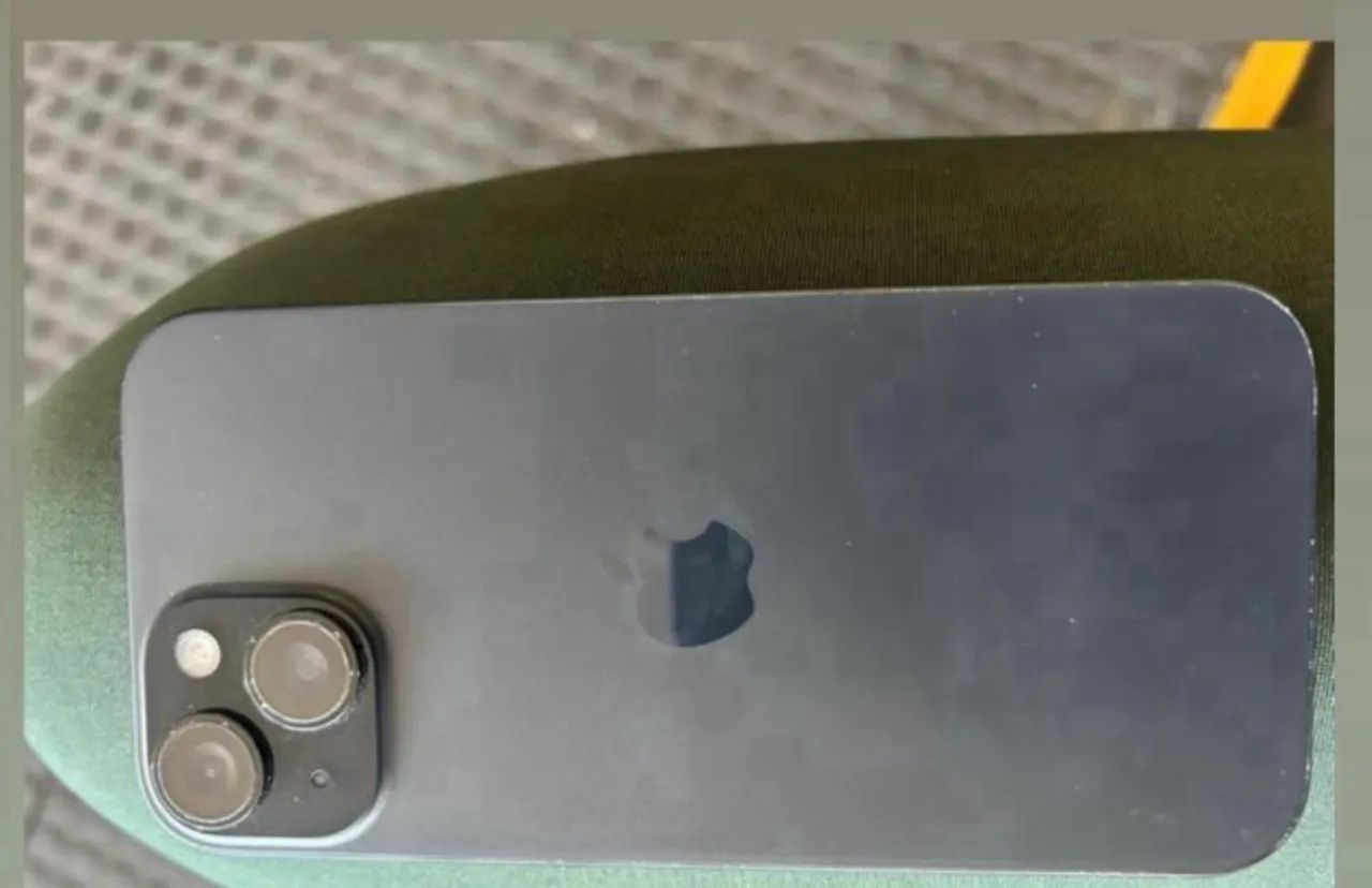 iPhone 15 