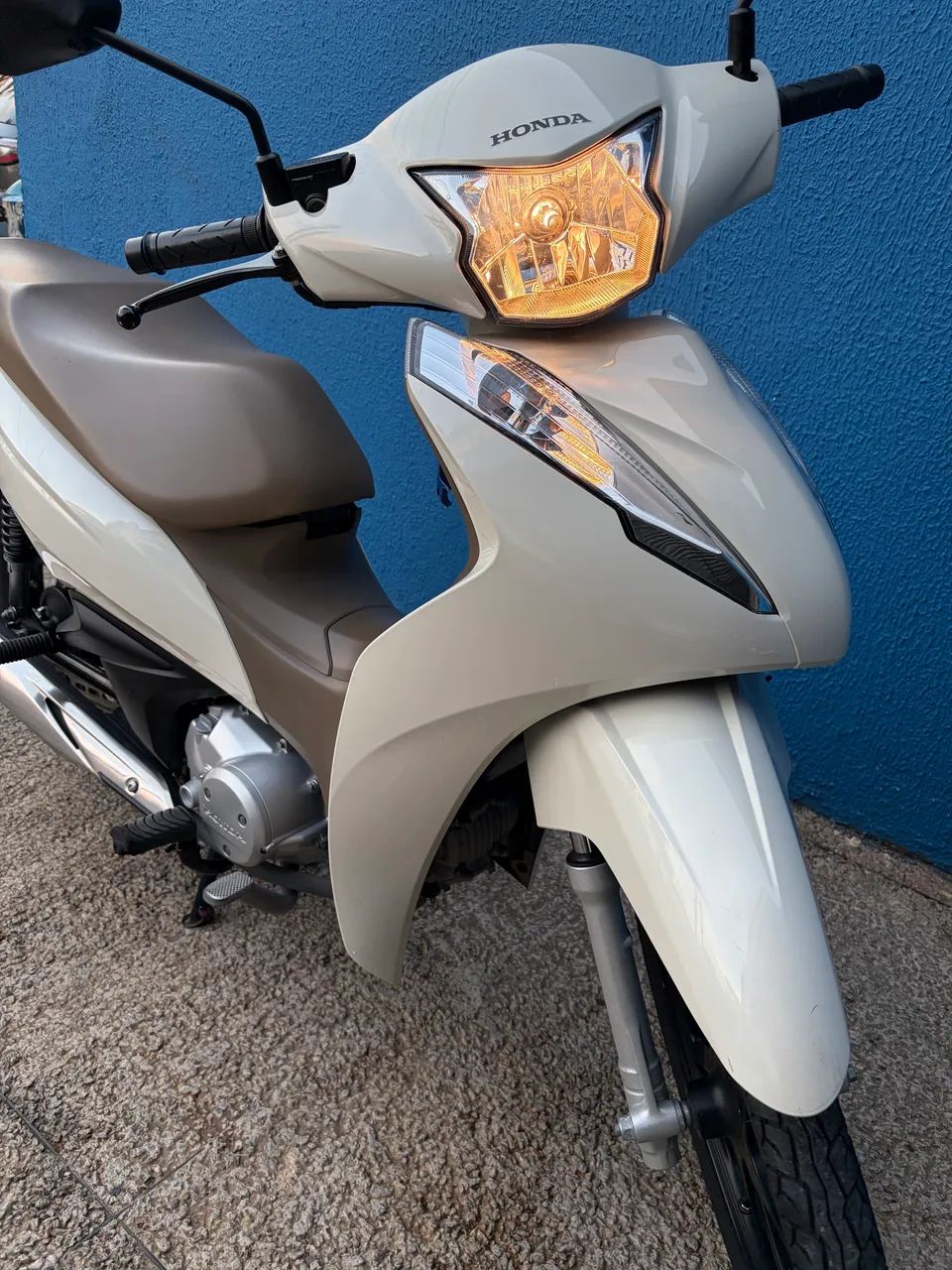 Biz 125 2023 3 mil km
