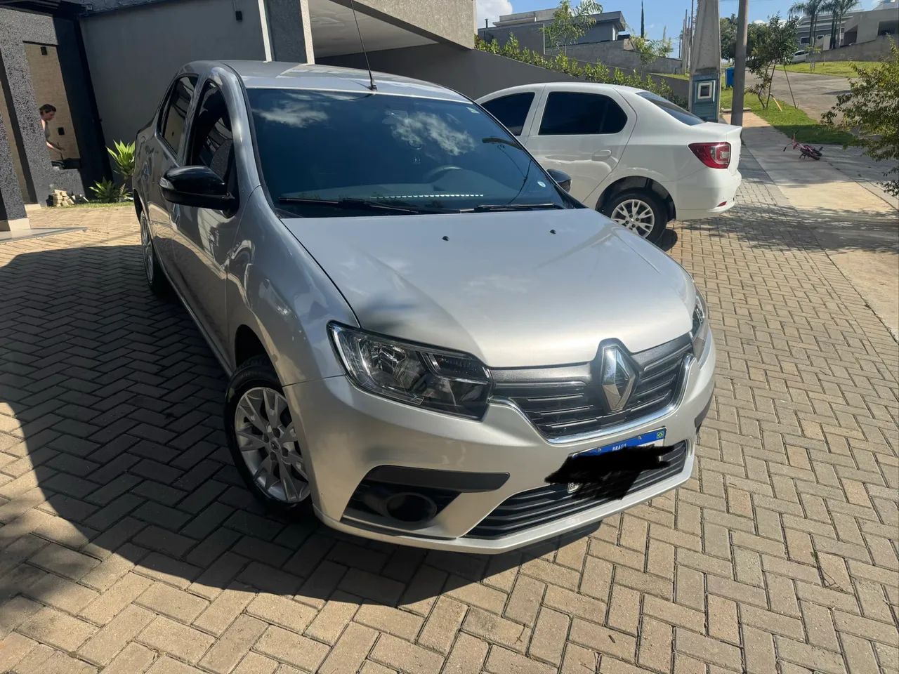 Renault Logan Zen Flex 1.0 12V 4P Mec. 2024 - Foto 3