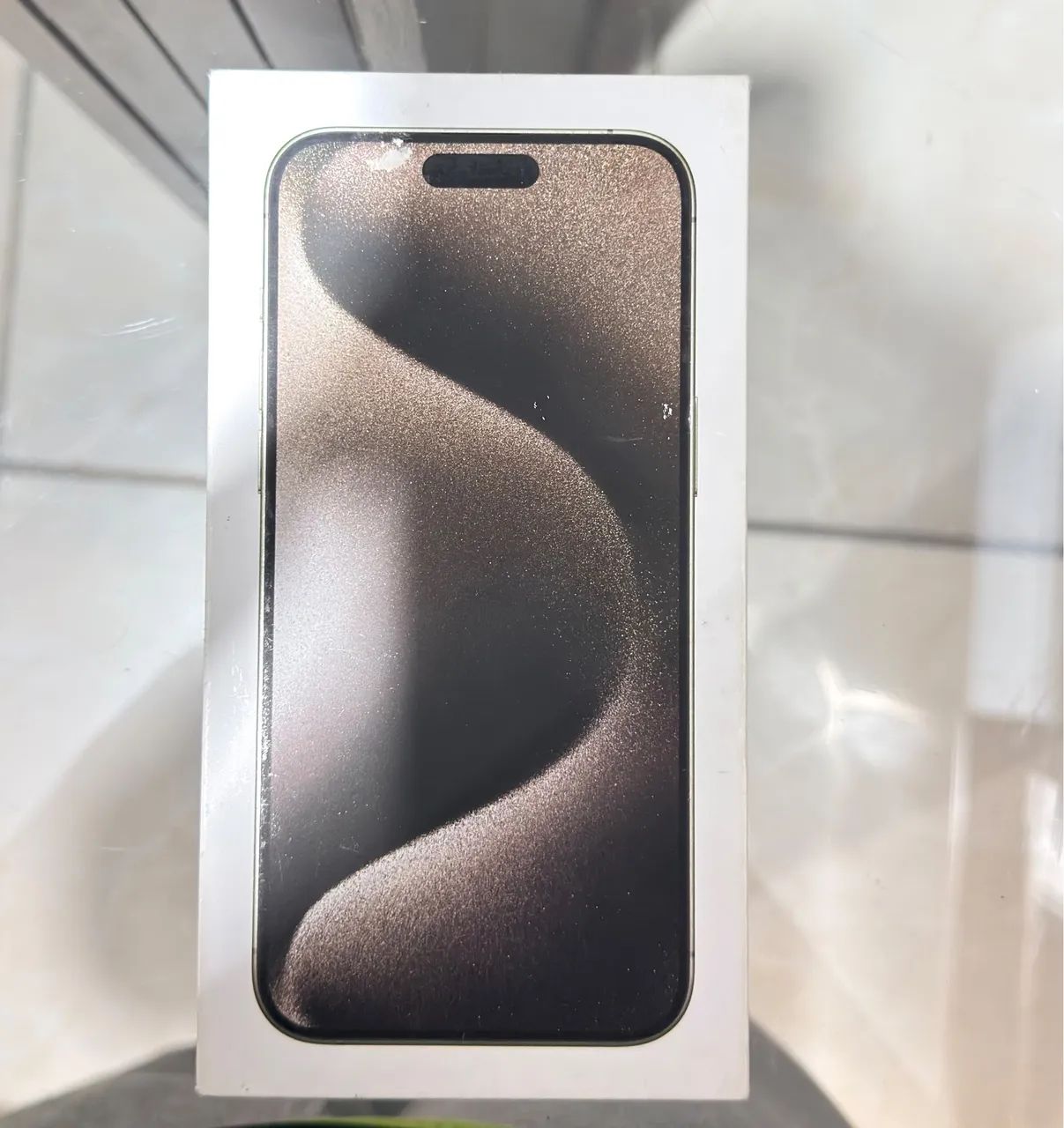 Vendo iPhone 15 Pro Max, usado em perfeito estado.Natural Titanium - Foto 4