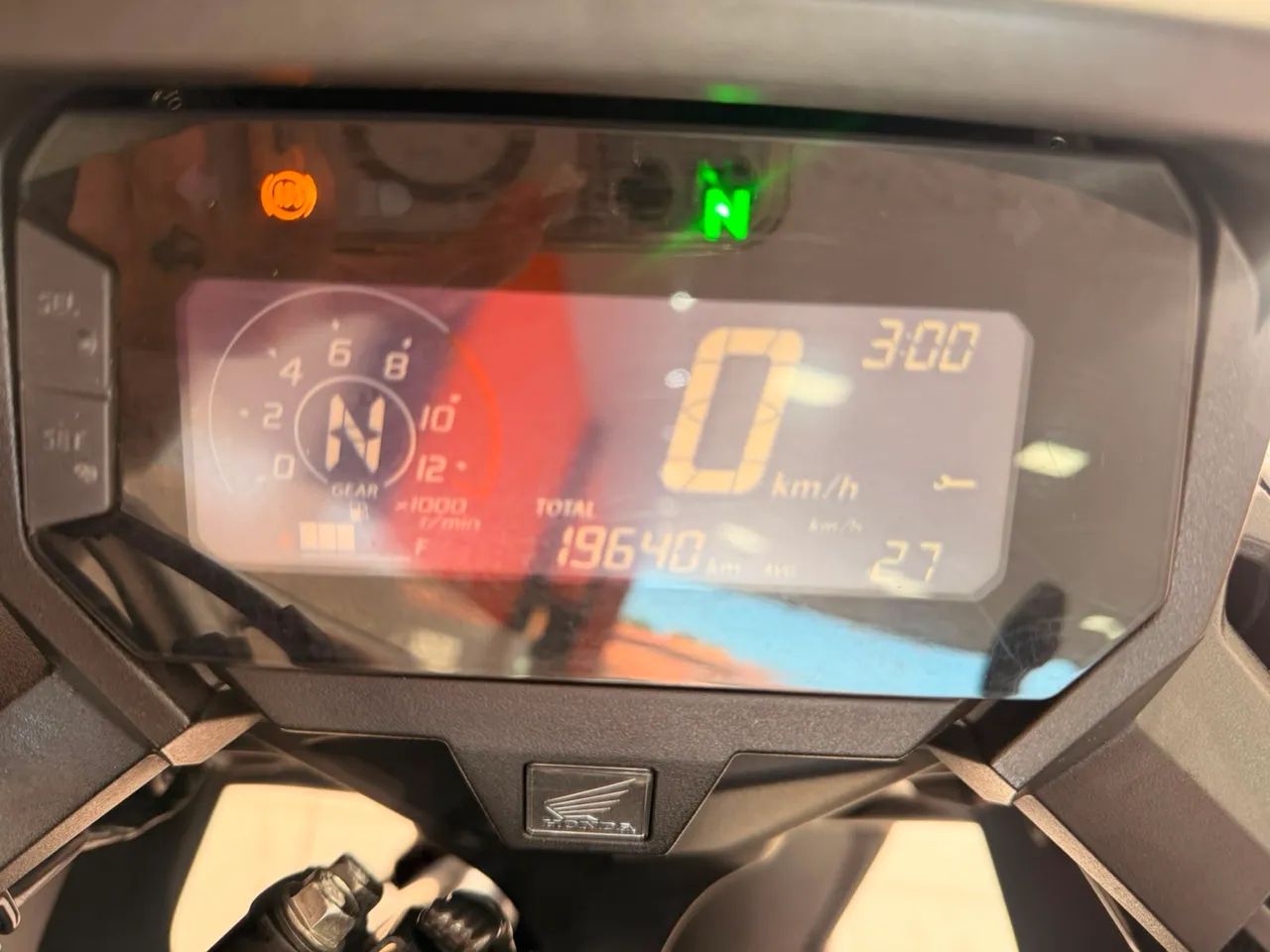 SAHARA 300 ABS 2024 APENAS 19 mil km  - Foto 5