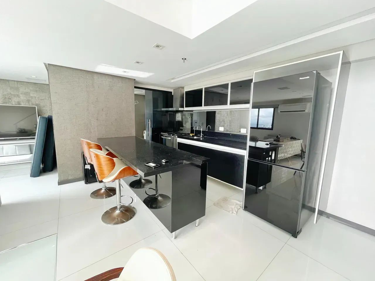 EF - VENDO  APARTAMENTO NO EDIFICIO MERCURE BOULEVARD - 1 SUITE - DUPLEX - MOBILIADO - UMA - Foto 5
