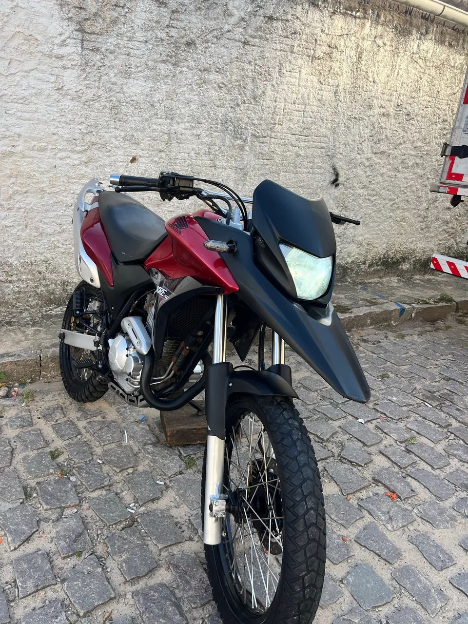 XRE300