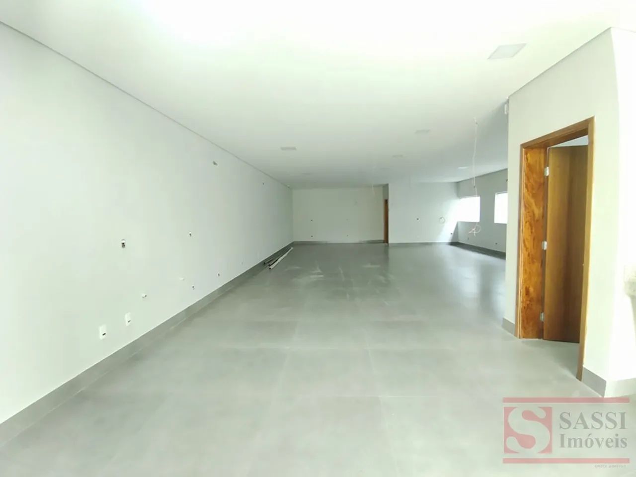 Sala Comercial em VILA CLAUDIA - Foto 2