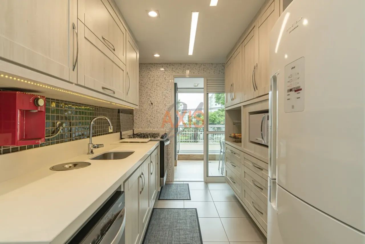 Apartamento com 3 Suítes à Venda no Edifício Quartier | Água Verde Curitiba - Foto 5