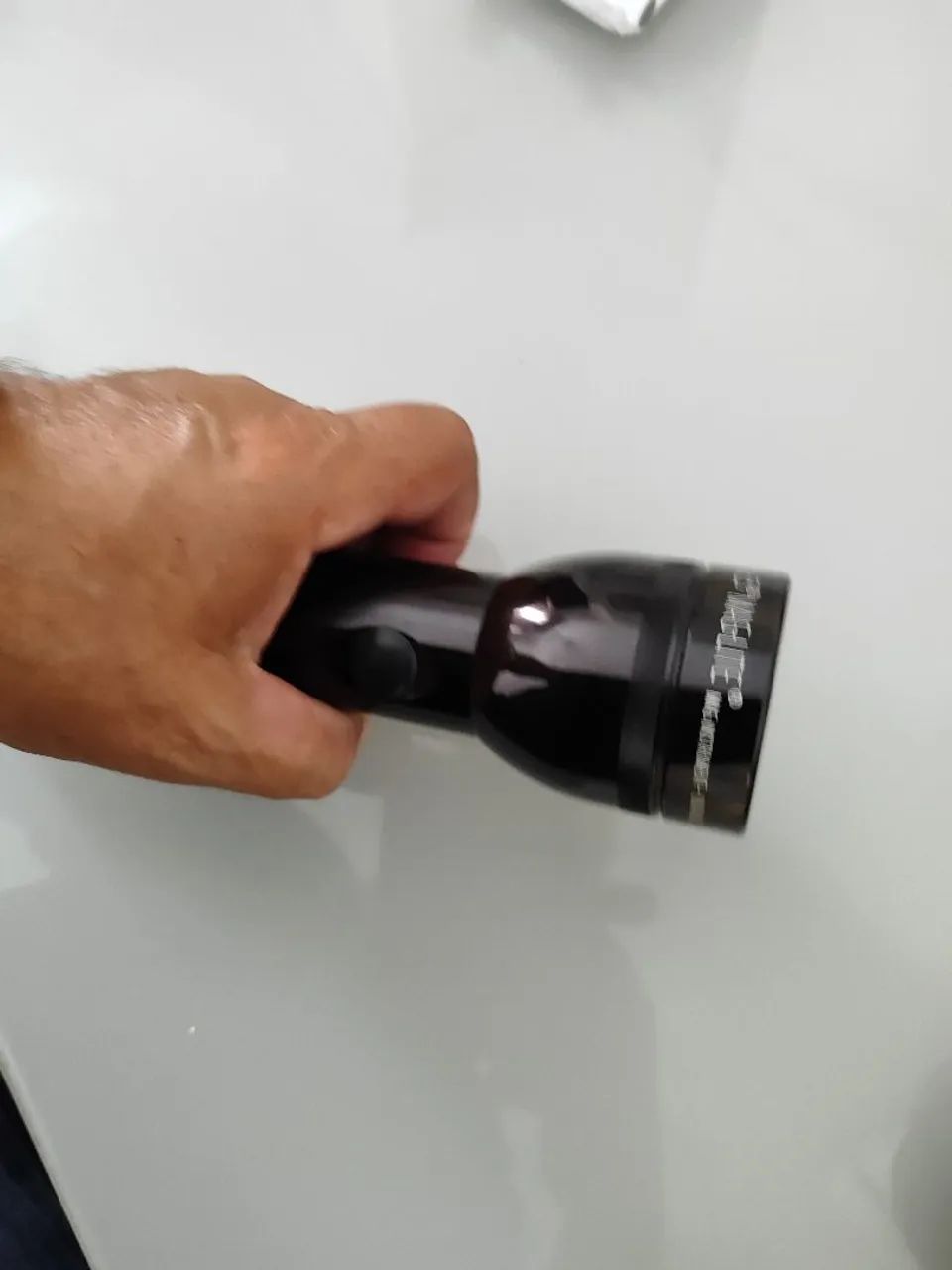 Lanterna tática Maglite  - Foto 2