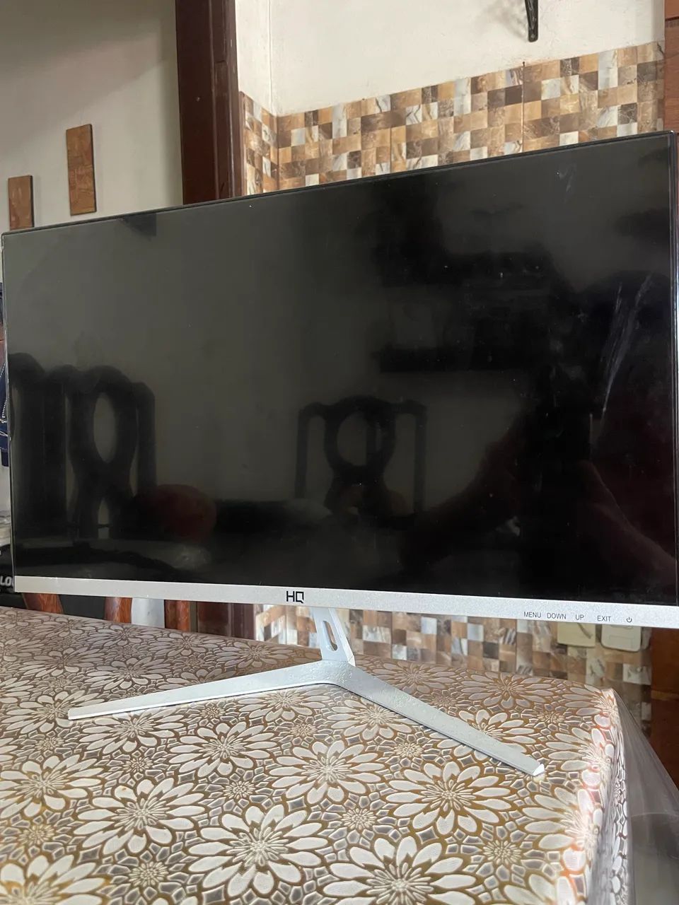 Monitor HQ de 24 polegadas 