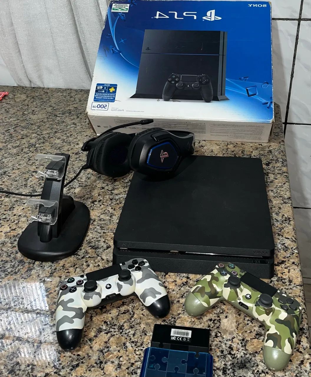 PlayStation 4(DESBLOQUEADO) - Foto 5