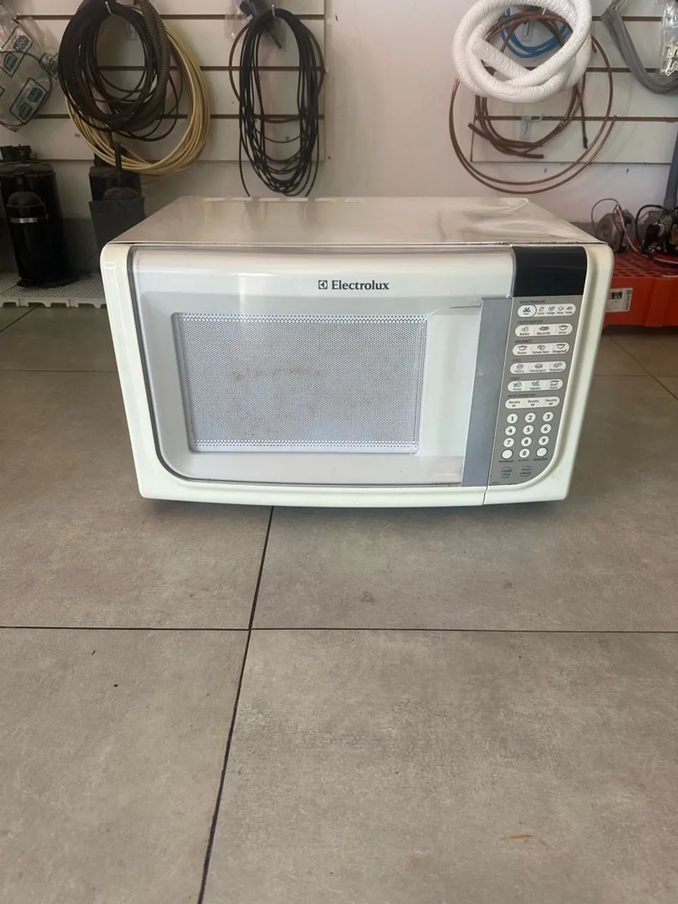 Microondas eletrolux - Foto 2