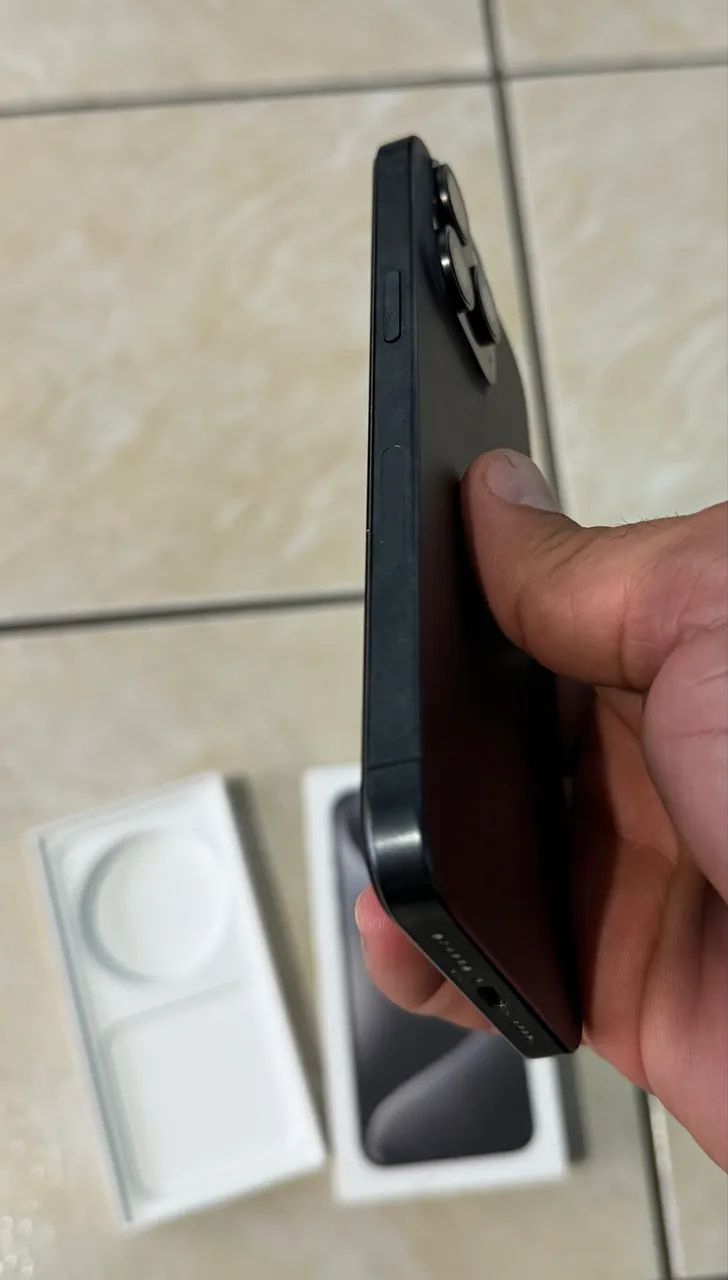 IPHONE 15 PRO MAX 1 TB - Foto 2