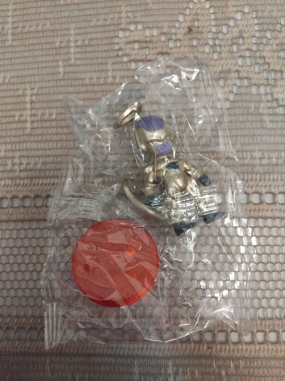 Frieza gold de 7 a 8 cm