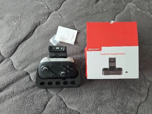NEWDERY Base de Carregamento 2 em 1 para Nintendo Switch 2 Pro Controller - Foto 2