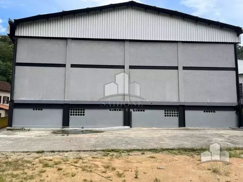 Galpão para aluguel, 472m² - Quissama - Petrópolis/RJ