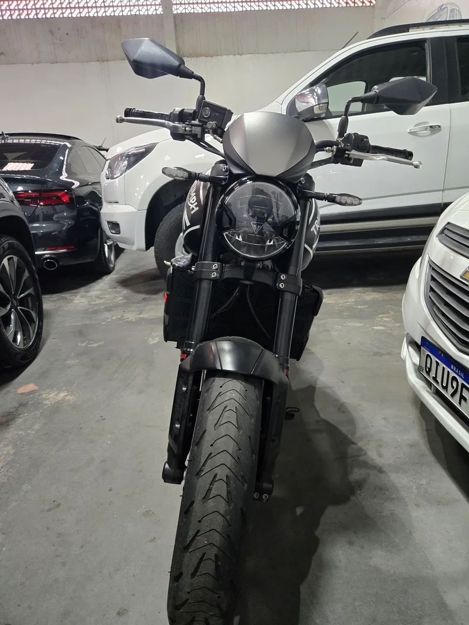 Trident 660 Black - Foto 5