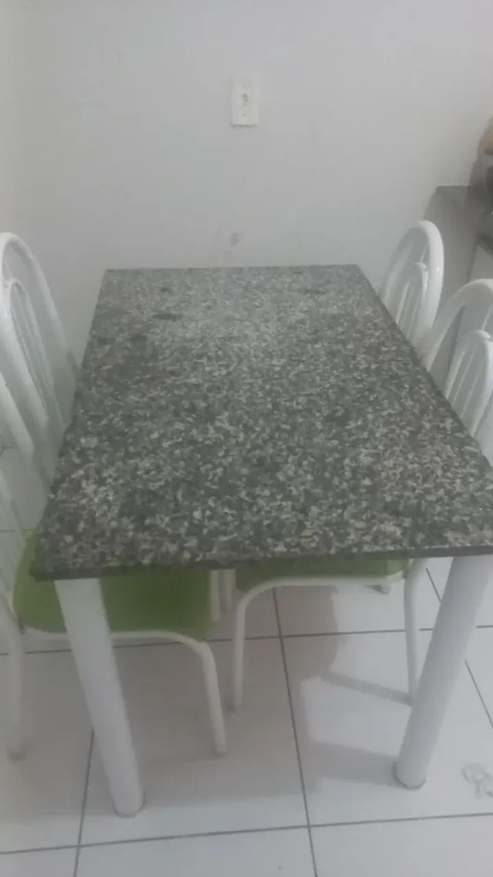 Mesa de jantar retangular 