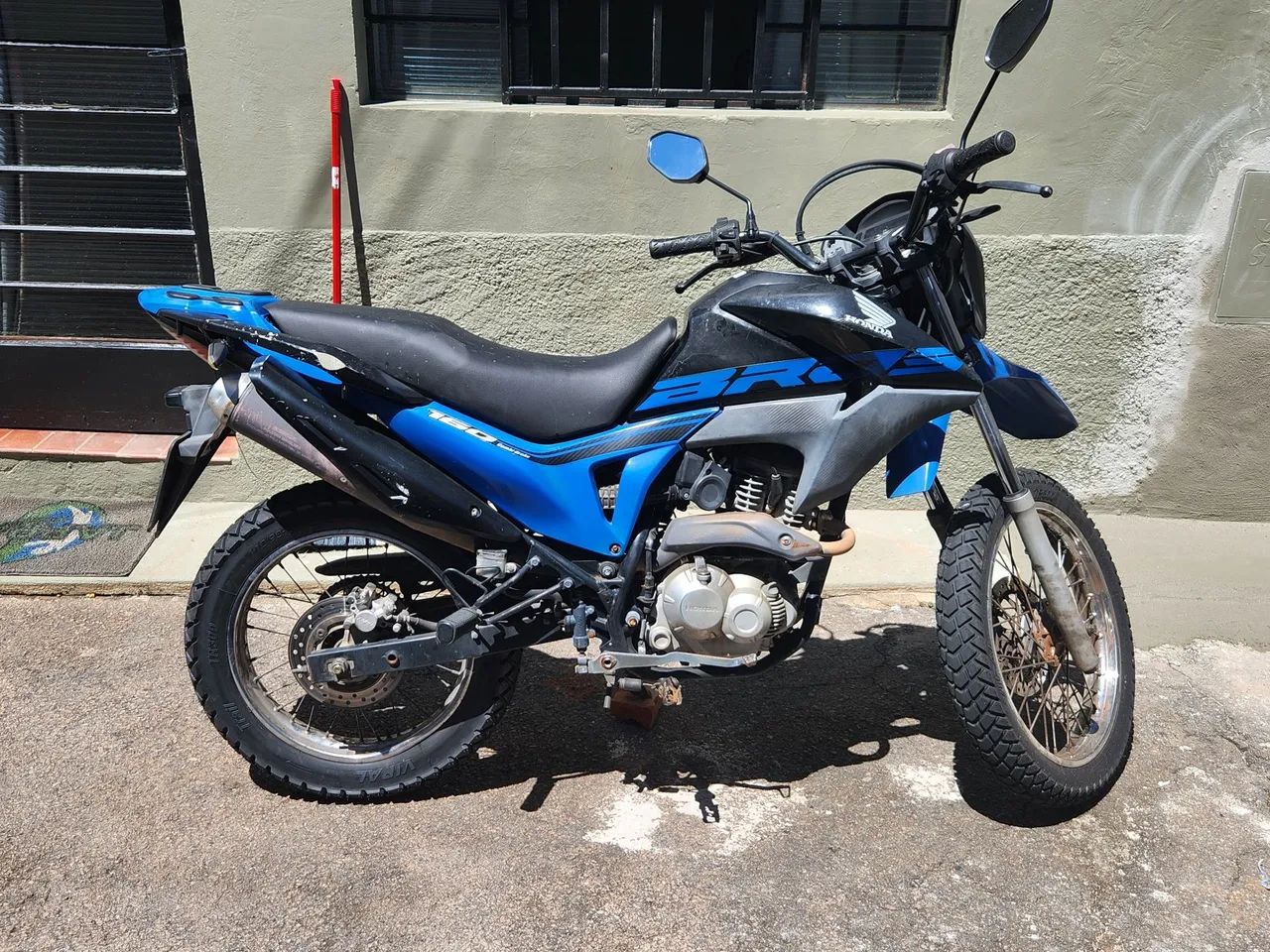 Bros 160