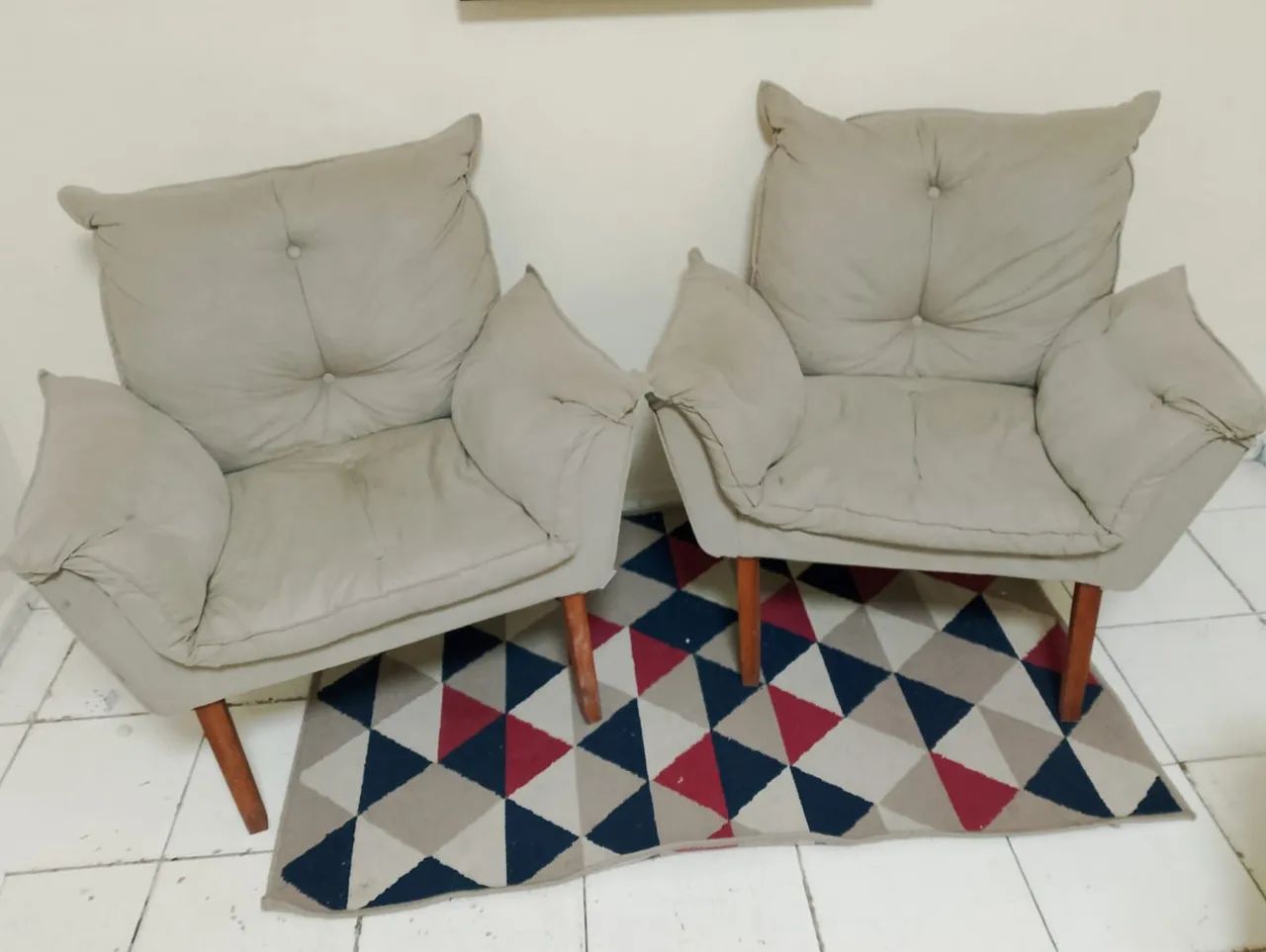 Poltronas em ótimo estado de conservação Pouca usada.