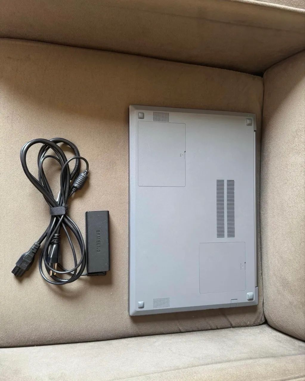 Notebook Samsung Book NP550XDA-KF2BR Intel Core i5 - Foto 2