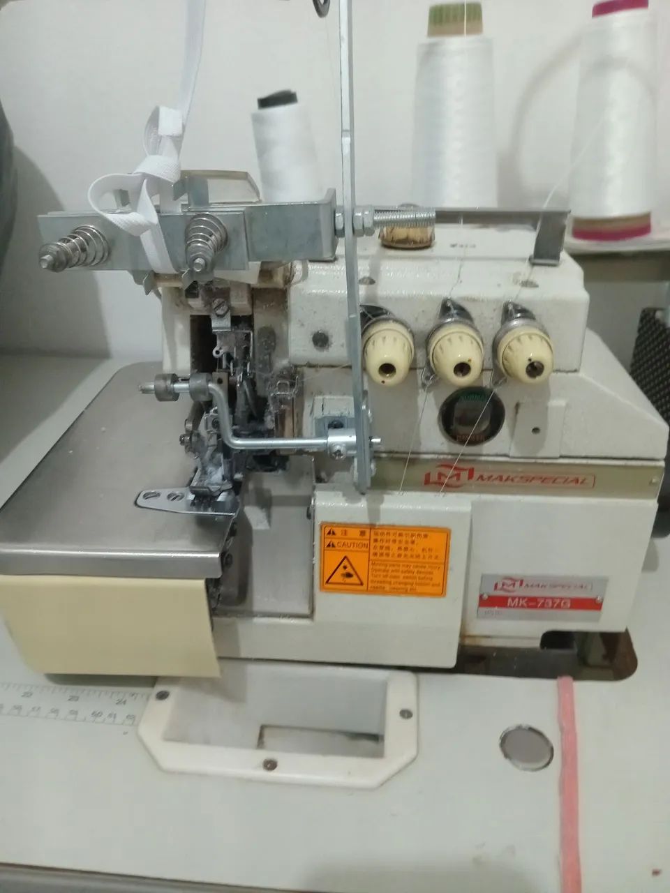 Maquina de costura  - Foto 4