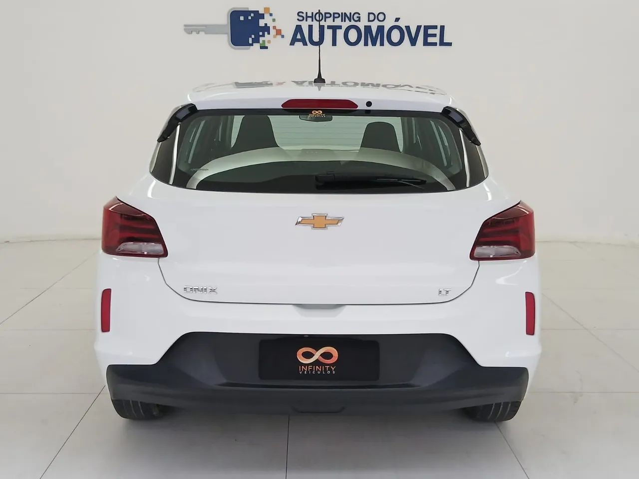 Chevrolet Onix HATCH LT 1.0 12V FLEX MEC. 4P 2023 - Foto 5