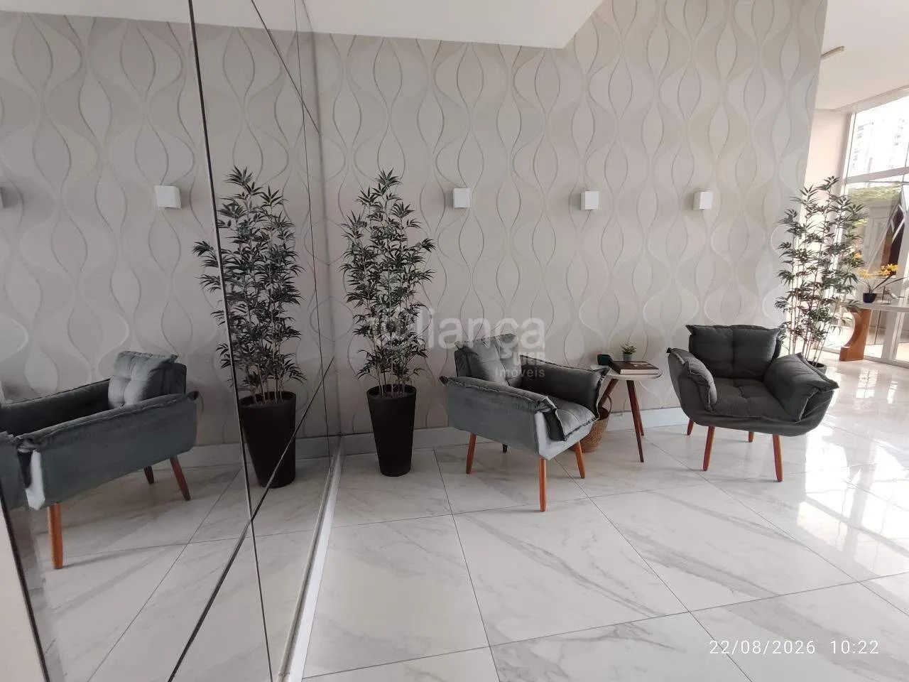 Apartamento com 02 quartos,suíte, em Praia de Itapuã - Foto 2