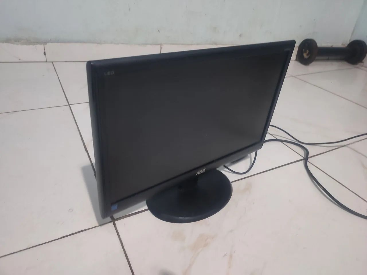 Monitor AOC 19 polegadas LCD HD - Foto 2