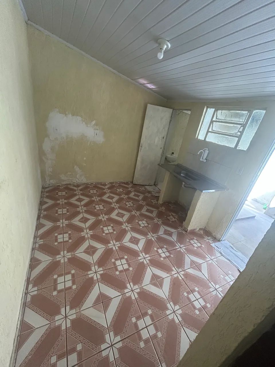 Dois cômodos com banheiro para solteiro  - Foto 5