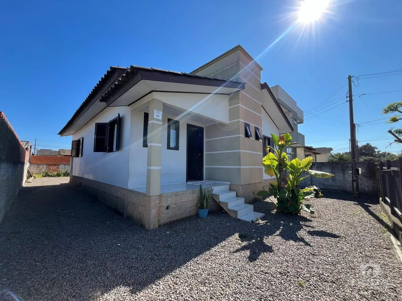 CASA NO LOTEAMENTO MÁRIO TISCOSKI À VENDA