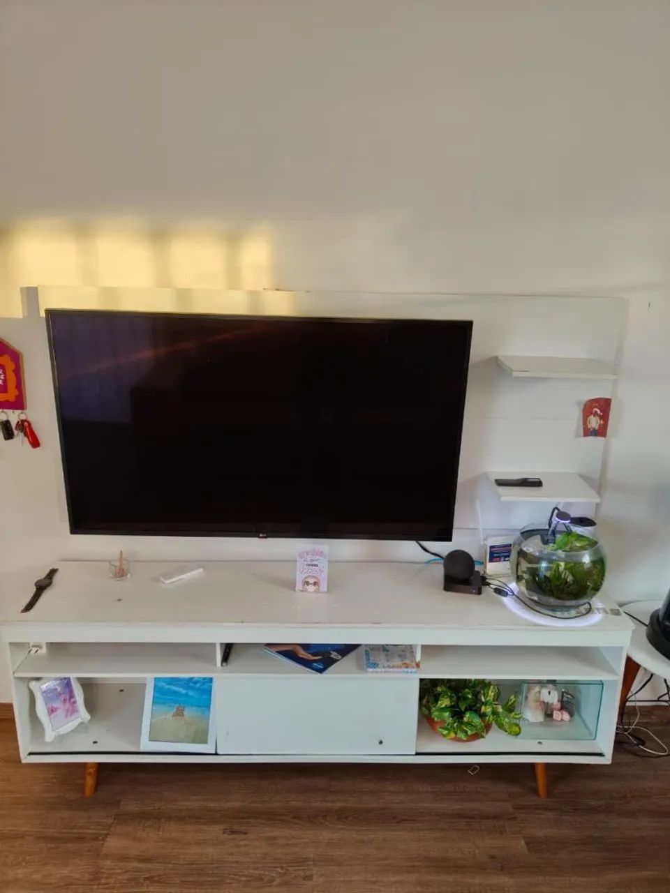 Painel com rack 