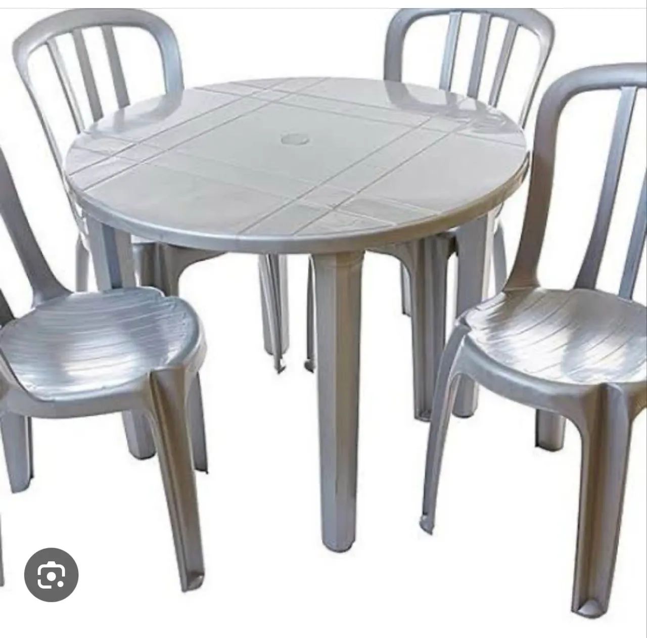 VENDO CONJUNTOS DE MESA E CADEIRAS SUPER NOVAS 
