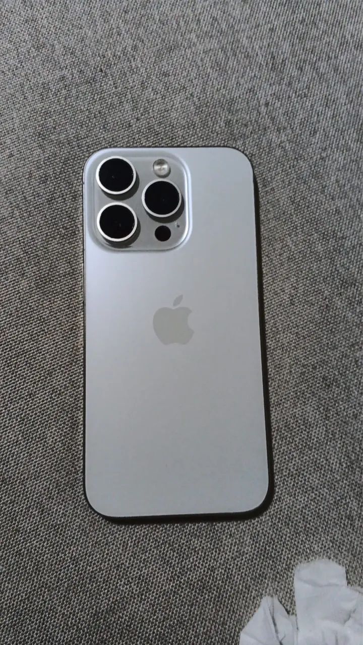 iPhone 15 pro 256GB