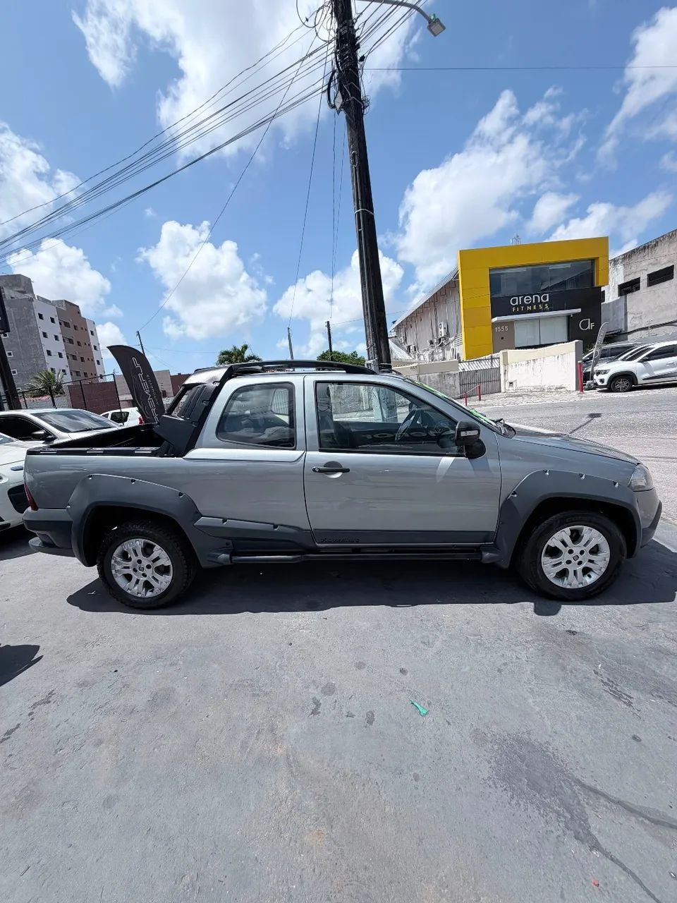 Fiat Strada Adventure1.8/ 1.8 Locker Flex CD 2012 - Foto 4