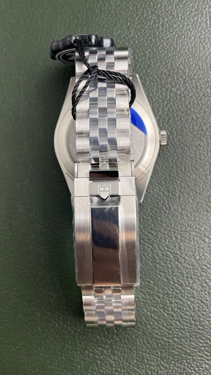 Tudor Black Bay Red Dial - Foto 5